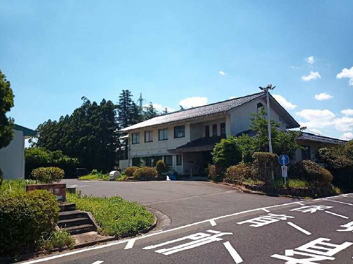 医学部会館外観