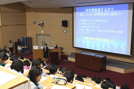 原看護学科長の授業の様子.jpg