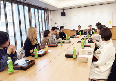 懇談会
