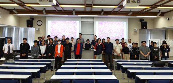 ホームカミングデー2025集合写真 ホームカミングデー2025集合写真