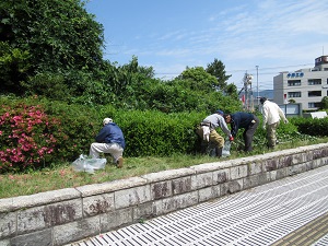 塩冶百寿会奉仕部290603_3.jpg