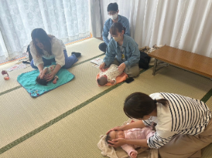 タッチケアの様子
