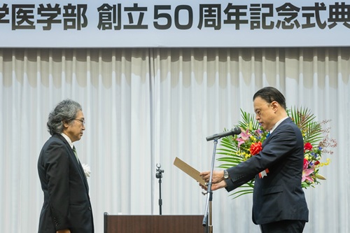 感謝状贈呈_病院長