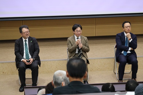 質疑応答の様子